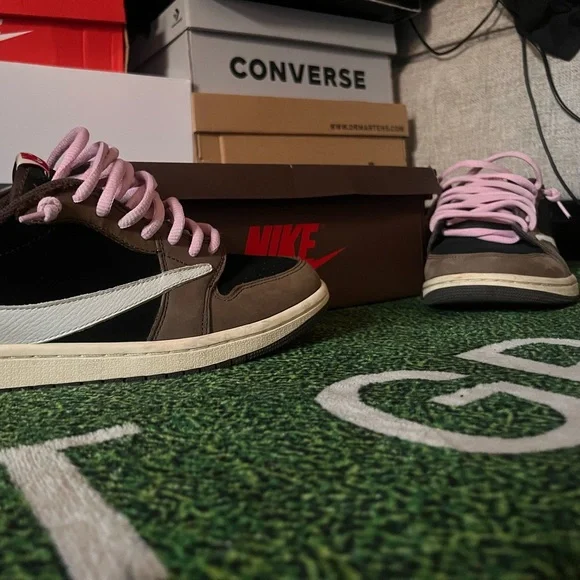 COPY - Size 9.5 travis scott j1 low. Missing box papers but other then that all…